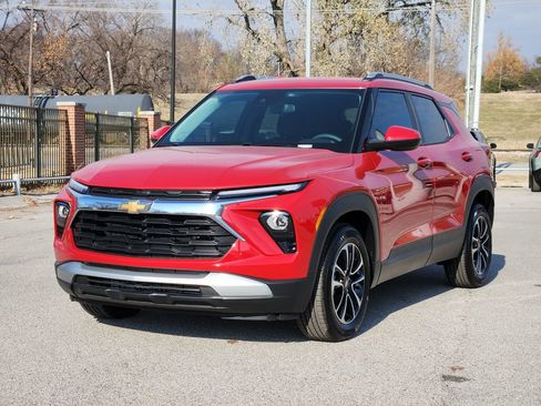 New 2026 Chevrolet TrailBlazer LT w/ Driver Confidence Package image 3