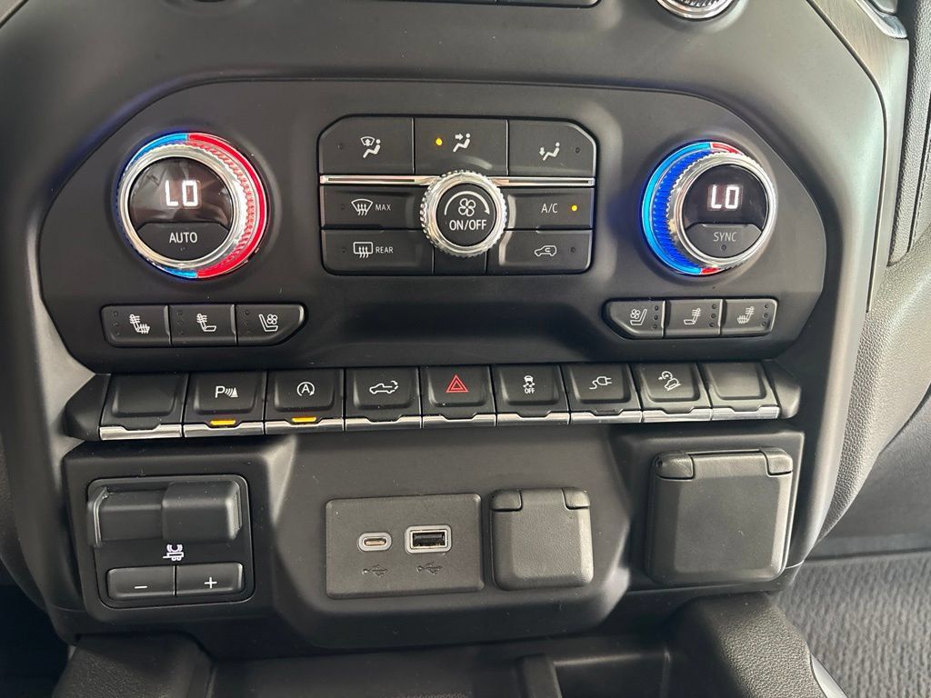 Used 2020 GMC Sierra 1500 Denali AWD/4WD image 29