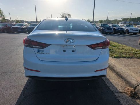 Used 2018 Hyundai Elantra SEL FWD image 6