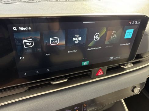 New 2026 Kia Carnival EX FWD image 37