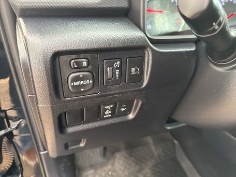 Used 2023 Toyota 4Runner TRD Off-Road Premium image 15