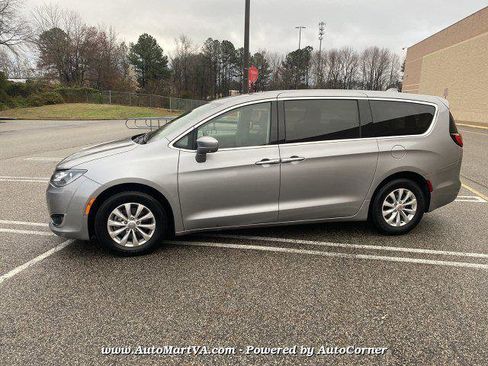 Used 2019 Chrysler Pacifica Touring Plus w/ Advanced Safetytec Group image 37