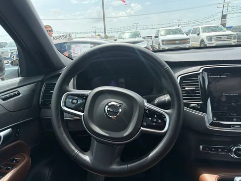 Used 2025 Volvo XC90 B6 Ultra w/ Protection Package AWD/4WD image 11
