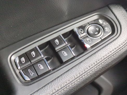 Used 2015 Porsche Macan S AWD/4WD image 32