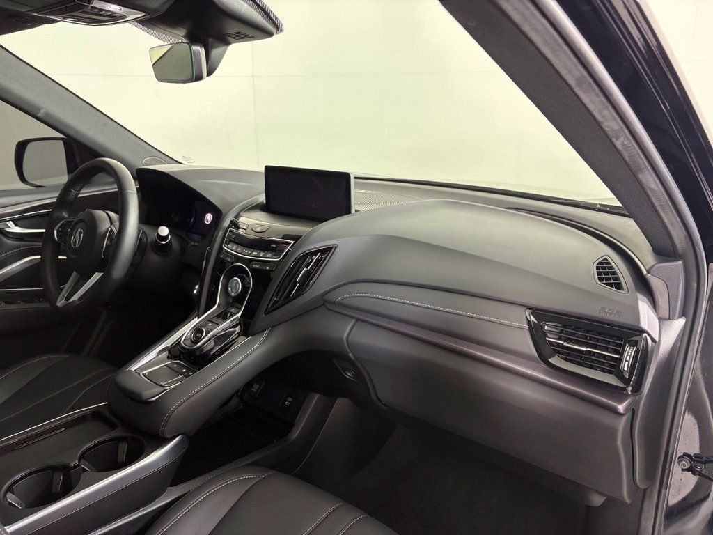 Used 2025 Acura RDX SH-AWD image 13