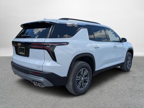 New 2026 Chevrolet Traverse LT FWD image 4