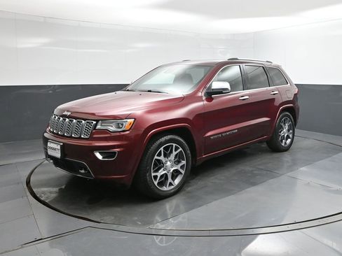 Used 2019 Jeep Grand Cherokee Overland image 34