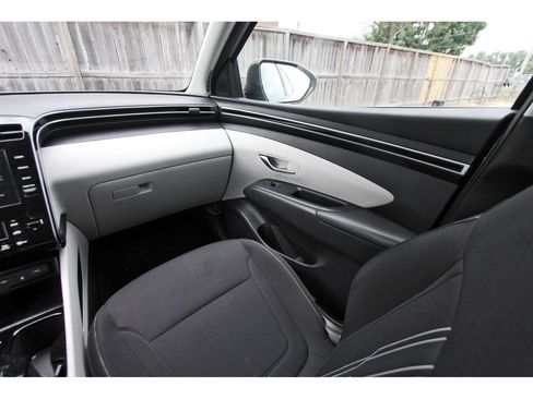 Certified 2024 Hyundai Tucson SEL FWD image 11