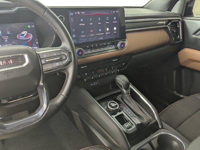 Used 2024 GMC Canyon AT4 AWD/4WD image 12