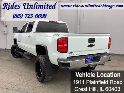 Used 2015 Chevrolet Silverado 2500 LT w/ LT Convenience Package AWD/4WD image 6