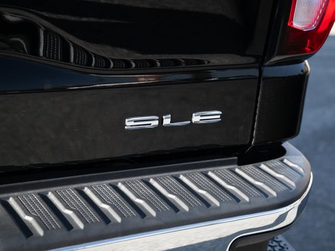 New 2024 GMC Sierra 1500 SLE w/ Preferred Package image 25