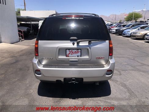Used 2007 GMC Envoy Denali RWD image 7