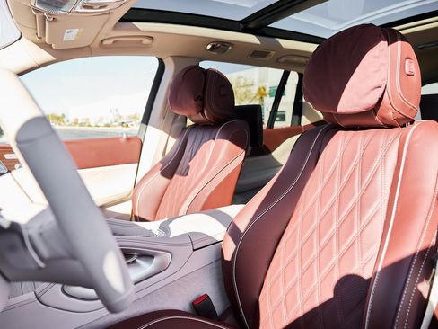 Used 2026 Mercedes-Benz Maybach GLS 600 Maybach GLS 600 image 43