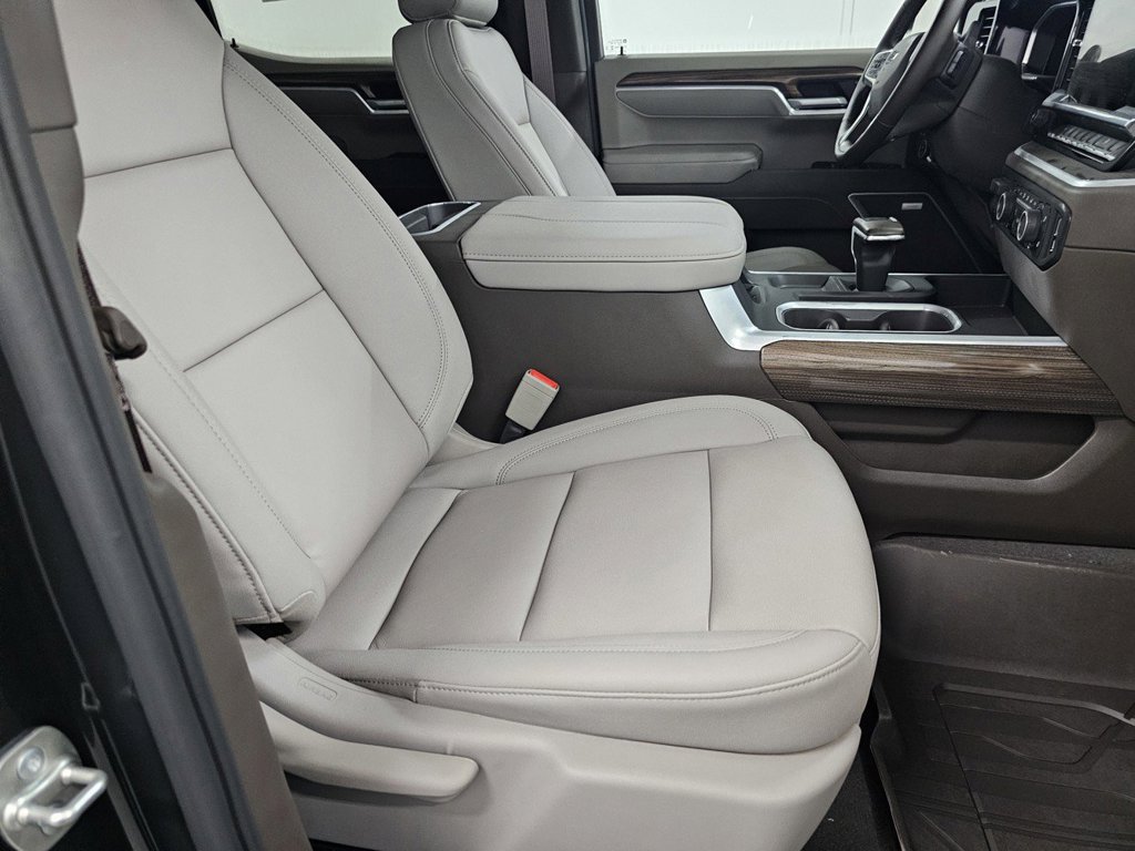 New 2026 Chevrolet Silverado 1500 RST w/ Safety Package AWD/4WD image 25