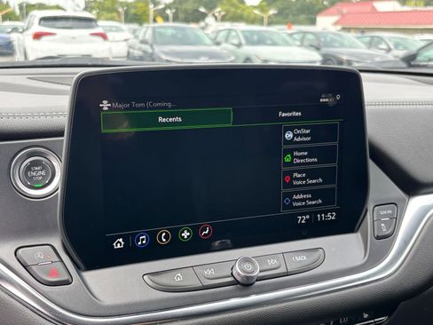 Used 2025 Chevrolet Blazer LT FWD image 20