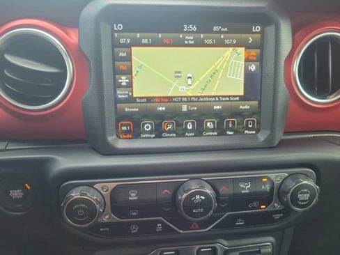 Certified 2023 Jeep Gladiator Rubicon image 33