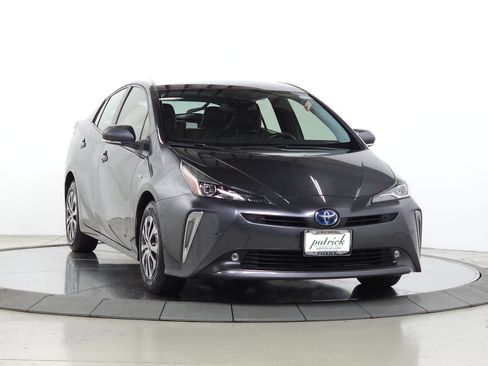 Used 2022 Toyota Prius XLE AWD/4WD image 1