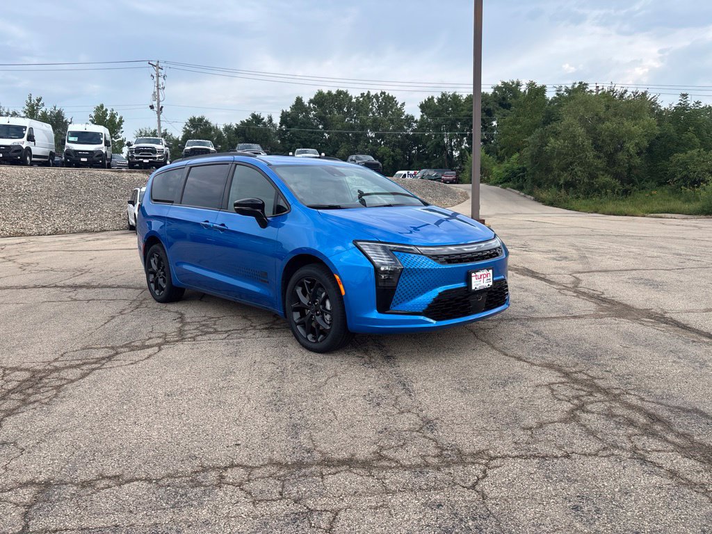 New 2027 Chrysler Pacifica Select AWD/4WD image 7