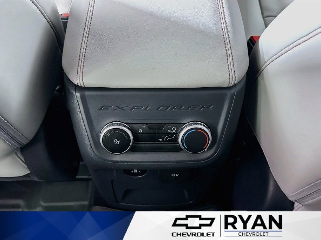 Used 2026 Ford Explorer Active w/ Active Comfort Package AWD/4WD image 25