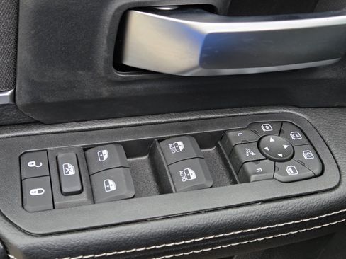 New 2026 RAM 2500 Lone Star AWD/4WD image 18