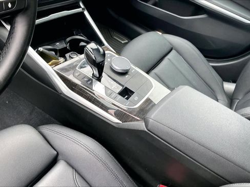 Used 2020 BMW 330i Sedan w/ Premium Package image 18