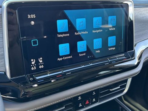 Used 2024 Volkswagen Atlas SEL image 13