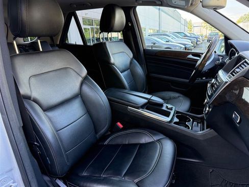 Used 2012 Mercedes-Benz ML 350 BlueTEC 4MATIC image 34