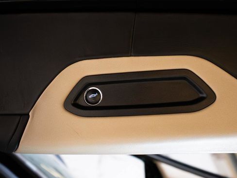 Used 2018 McLaren 720S Luxury RWD image 22