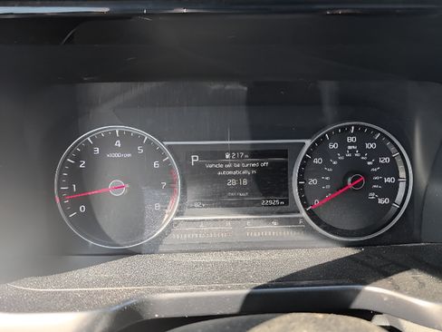 Used 2023 Kia Sorento S w/ Panoramic Sunroof Package FWD image 18