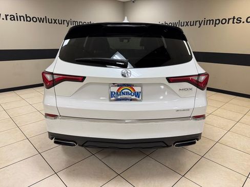 Used 2023 Acura MDX SH-AWD image 5