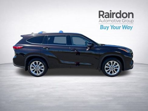 Used 2021 Toyota Highlander Limited AWD/4WD image 8