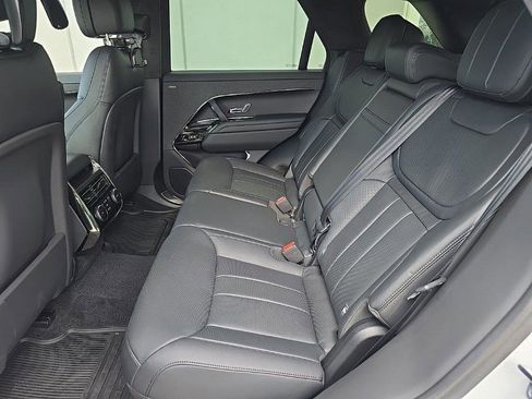 Used 2024 Land Rover Range Rover Sport Autobiography image 8