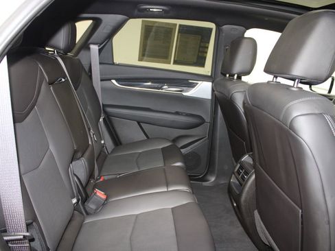 Used 2024 Cadillac XT5 Premium Luxury FWD image 31