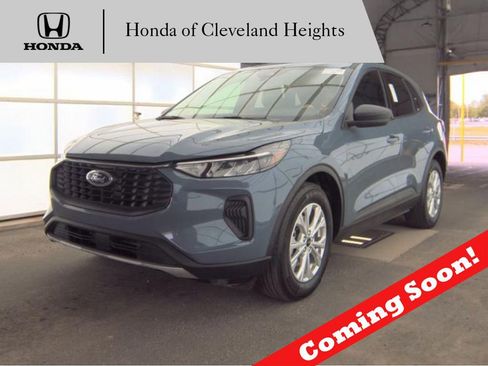 Used 2025 Ford Escape Active image 1