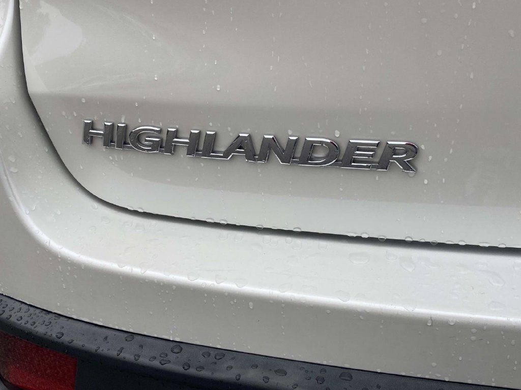 Used 2018 Toyota Highlander XLE FWD image 5