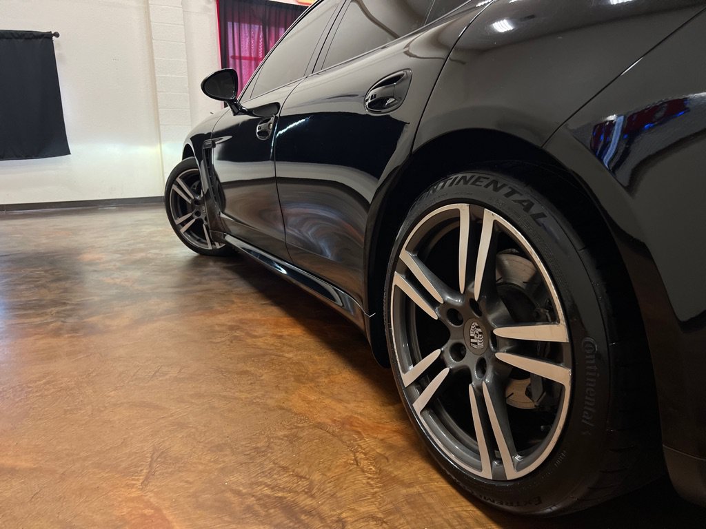 Used 2014 Porsche Panamera 4 AWD/4WD image 30