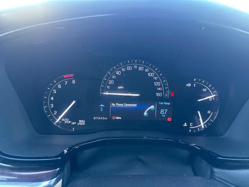 Used 2018 Cadillac XT5 Luxury w/ Driver Awareness Package FWD image 6