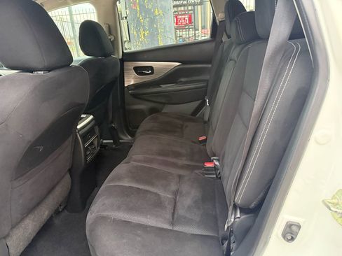 Used 2017 Nissan Murano S w/ Navigation Package image 14