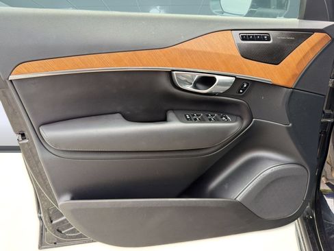 Certified 2023 Volvo XC90 B6 Plus w/ Protection Package Premier AWD/4WD image 25