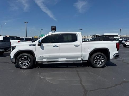 Used 2022 GMC Sierra 1500 SLT AWD/4WD image 6