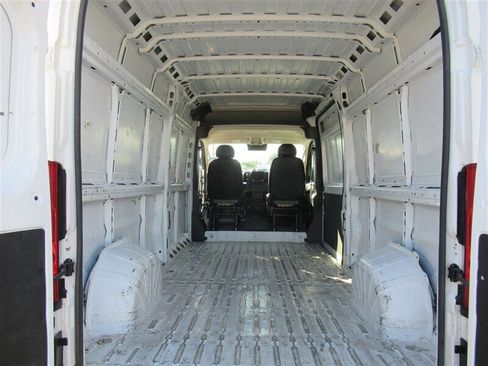Used 2023 RAM ProMaster 2500 image 9