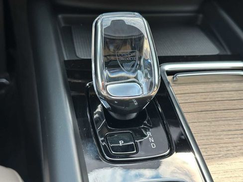 New 2026 Volvo XC60 B5 Plus w/ Protection Package Premier image 35