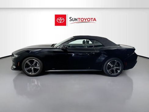 Used 2024 Ford Mustang Premium RWD image 7