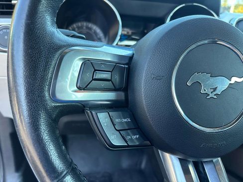 Used 2017 Ford Mustang Premium image 13