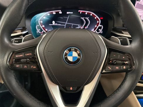 Used 2023 BMW 530e xDrive w/ Premium Package AWD/4WD image 23