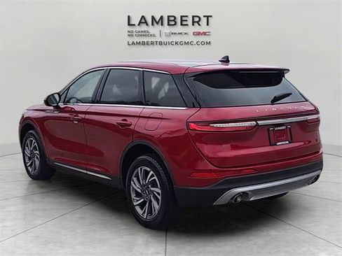 Used 2023 Lincoln Corsair Standard image 3