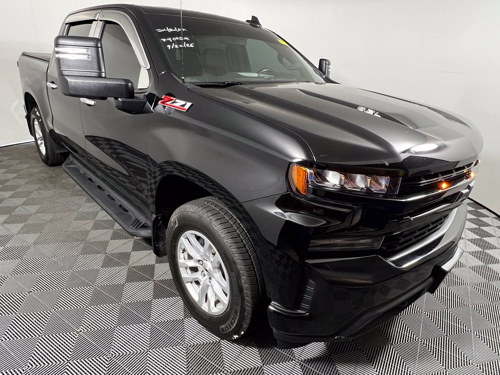 Used 2020 Chevrolet Silverado 1500 RST AWD/4WD image 3