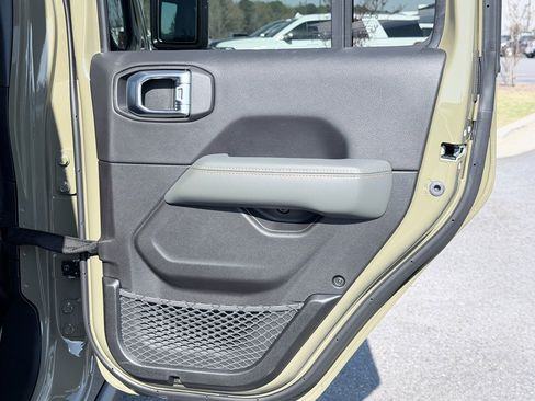 New 2026 Jeep Gladiator Mojave image 34