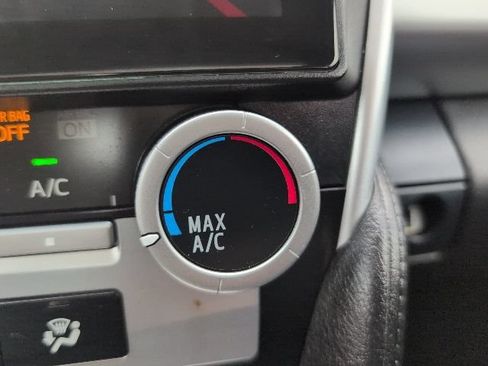 Used 2012 Toyota Camry SE FWD image 22