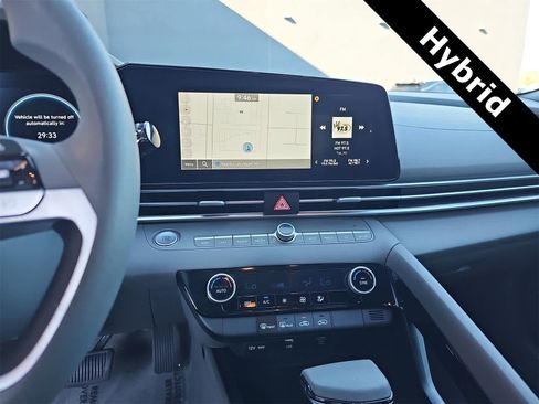 Certified 2024 Hyundai Elantra Blue image 20